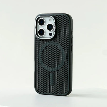 Funda MagSafe con rejilla de panal para iPhone 17, 17 Air, 16, 15, 14, 13, 12 Pro Max, soporte de lente de aleación y cubierta de carga inalámbrica.