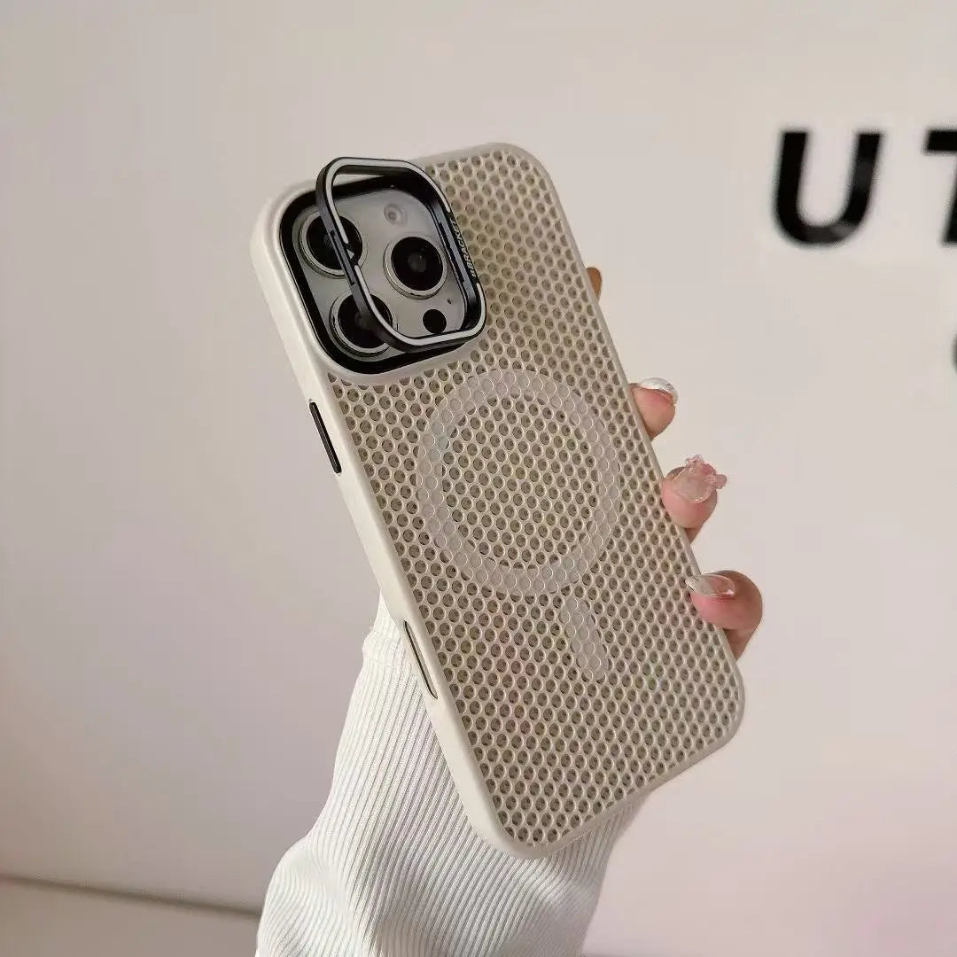 Funda MagSafe con rejilla de panal para iPhone 17, 17 Air, 16, 15, 14, 13, 12 Pro Max, soporte de lente de aleación y cubierta de carga inalámbrica.